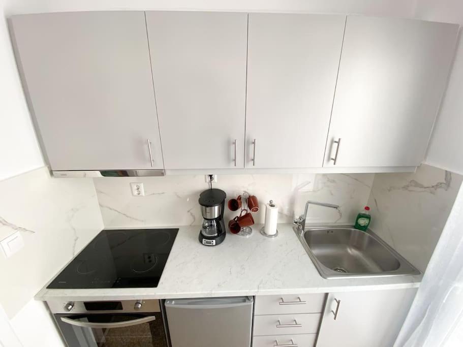 6Th Floor Apartment In Victoria Square 아테네 외부 사진